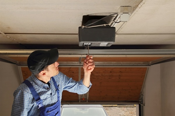 What Size Garage Door Opener Do I Need?