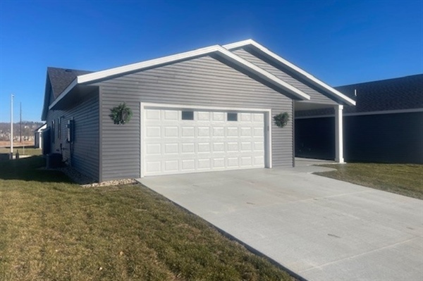 Seasonal Garage Door Maintenance Checklist for Minnesota Homeowners